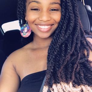 Meet your Posher, Sabrina